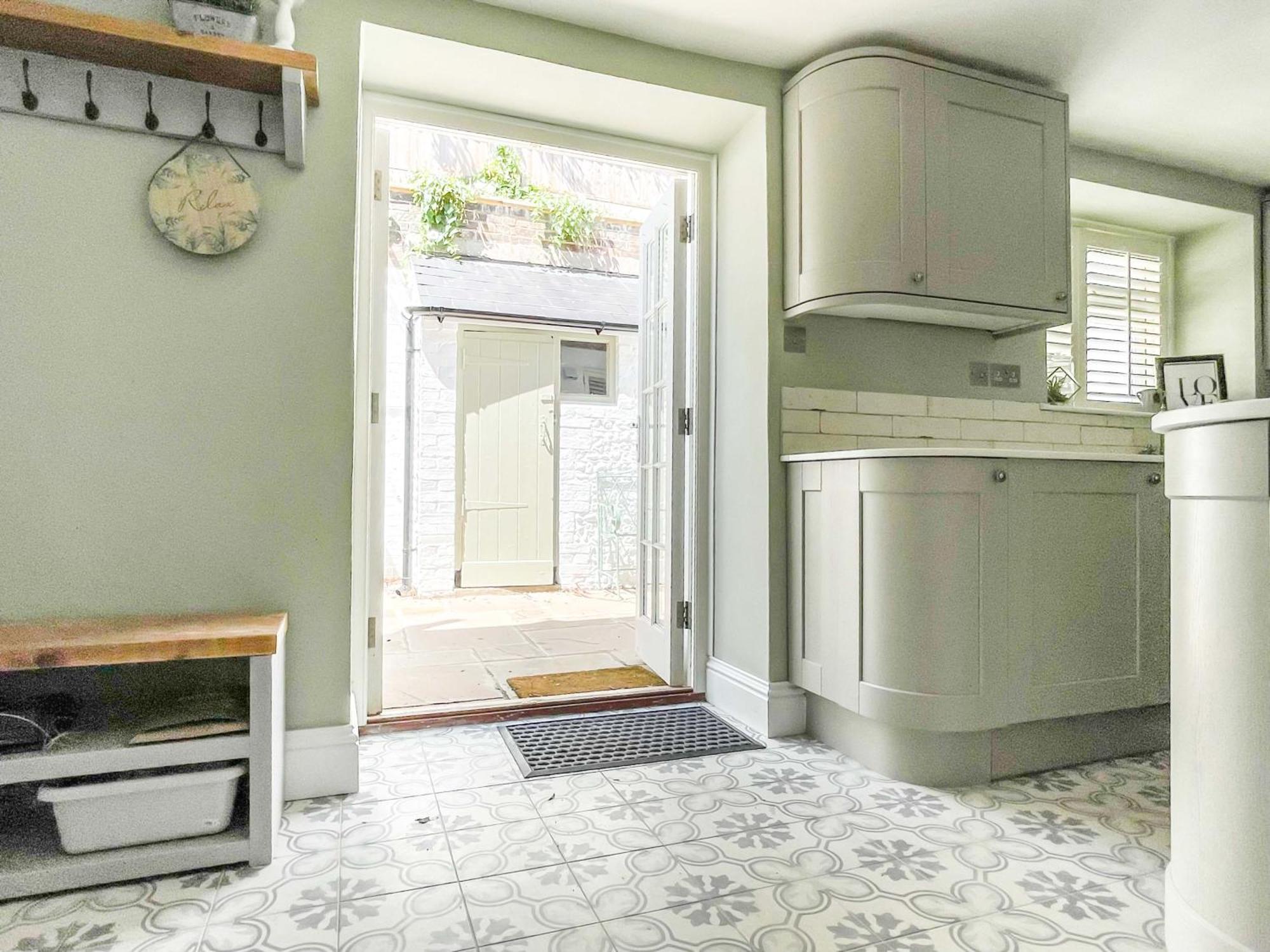 Casa de Férias Beautiful 2 Bedroom With Private Courtyard In Centre Arundel